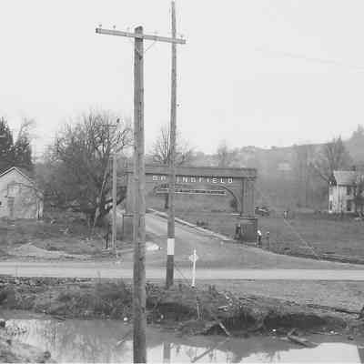 Photograph of Springfield Arch after flood, Oregon, 1927