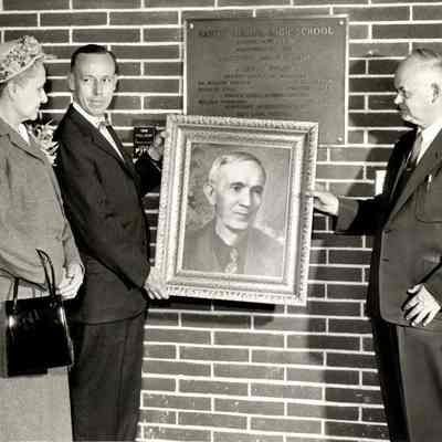Photograph of memorial picture presentation at Hamlin Junior High, Springfield, Oregon, date unknown.