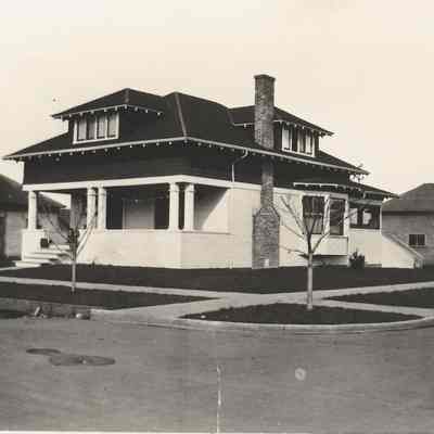 Photograph of Mosier House, 1915