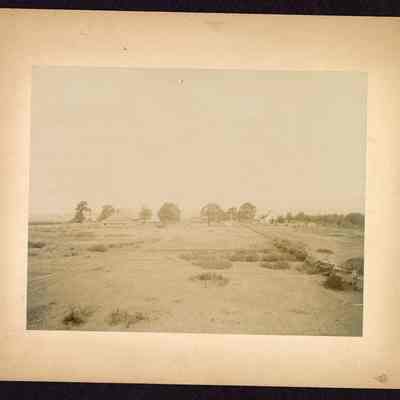 Photograph, Old house East of Springfield, Oregon, Date unknown.