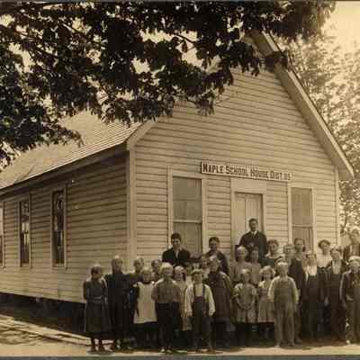 Photograph of Maple School House District 85, Springfield, Oregon, date unknown.