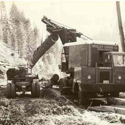 Photograph of Woolley Logging Co. Loading Logs, Drain, Oregon, Undated