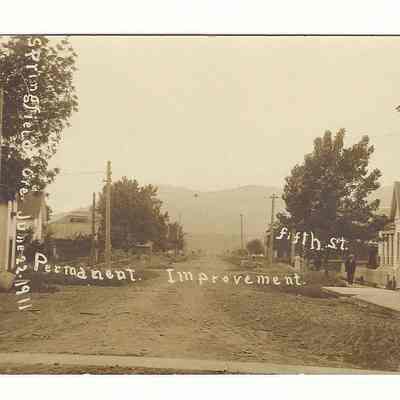 Photograph of Fifth Street looking north, Springfield, Oregon, 1911