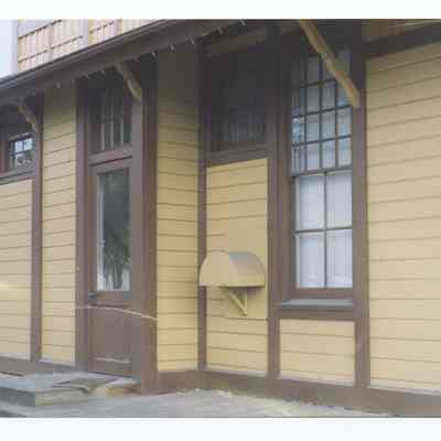 Photograph of the Springfield Train Depot, circa 1992