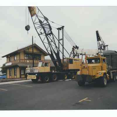 Photograph of the RPO Railcar relocation, Springfield, 1992