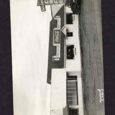 Photograph of Bob & Gwen's Cafe, 1948