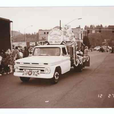 Photograph of the 1989 Christmas Parade, Springfield