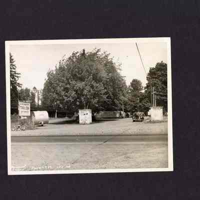 Photograph, River Bank Park trailer, June 27, 1949.