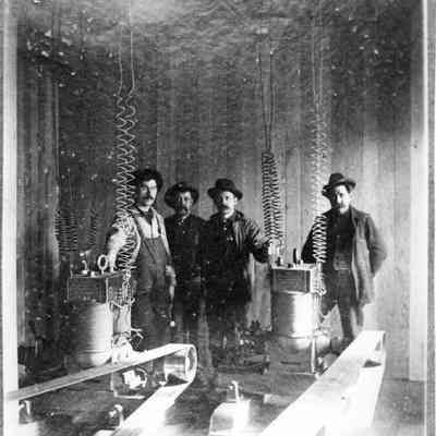 Photograph of electric system in Wendling Mill, Wendling, Oregon