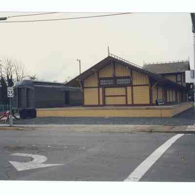 Photograph of the Springfield Chamber of Commerce building, former Train Depot, circa 1992