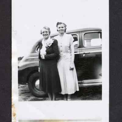 Photograph of Doris Myers and her aunt Edna Myers, circa 1940