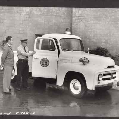 Photograph, Springfield fire truck, Springfield, Oregon, Undated