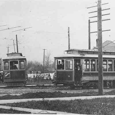Photograph of streetcar crossing, Springfield, Oregon