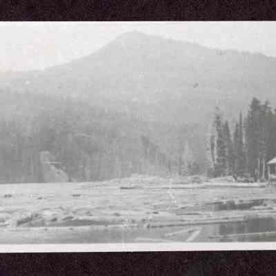 Photograph of Charlie Pott's sawmill, Odell Lake, Oregon