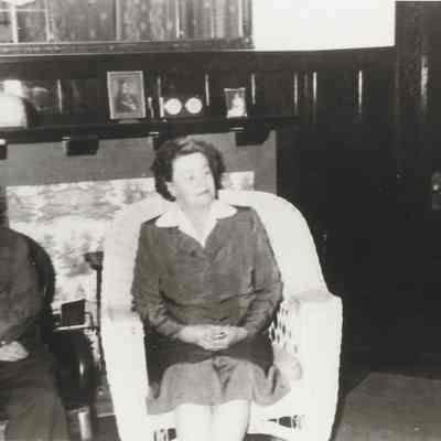 Photograph of Frank and Sadie Douglas Jones, Undated