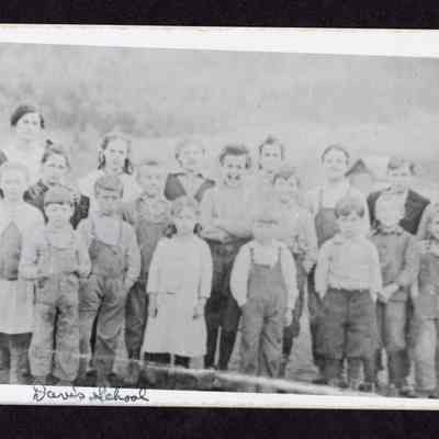 Photograph of students at Davis School, 1915-1916