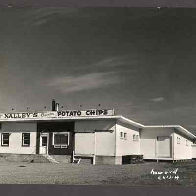 Photograph, Nalley's Oregon Potato Chips, Date unknown.