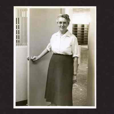 Photograph of the 1960s Springfield Public Library and staff