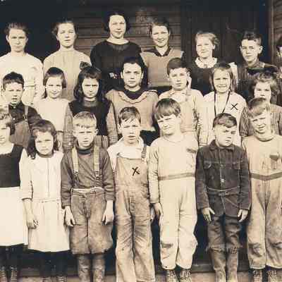 Photograph of Thurston Second Grade Class, Thurston, Oregon, 1919