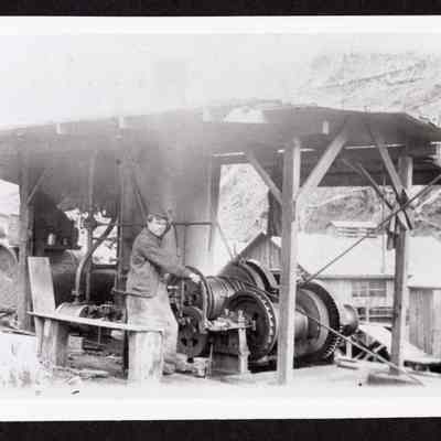 Photograph of Bill Ross operating steam donkey, Lowell, Oregon