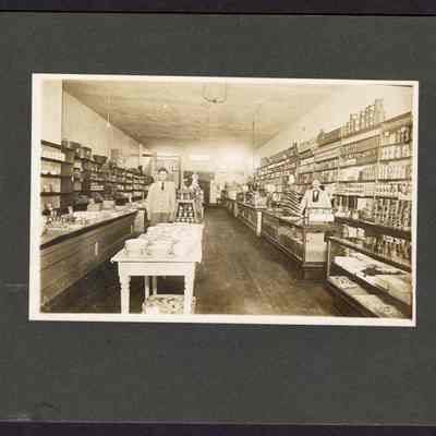 Photograph, McGowan and Co. Grocery, Springfield, 1912.
