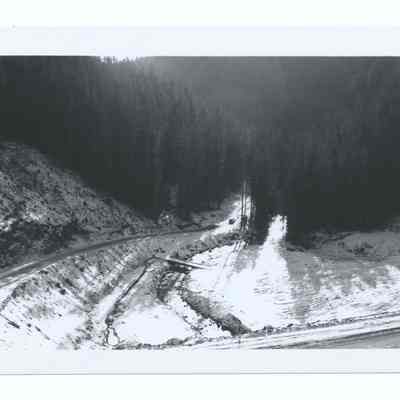 Photograph of the construction of a reservoir, Oregon, undated