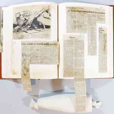 Pages 74-75 (Articles unfolded)