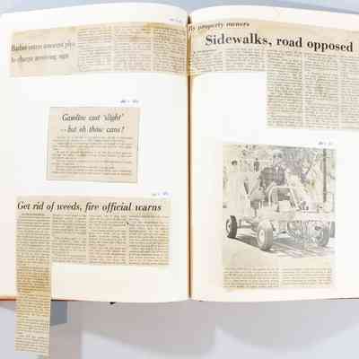 Pages 92-93 (Articles unfolded)
