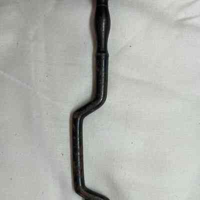 Dental extraction key