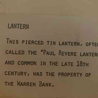 Display card with description of the lantern