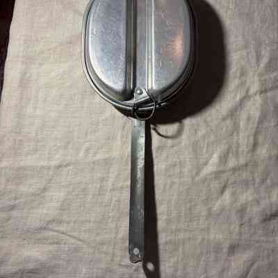 Mess Kit Belonging to Major General Jamiel