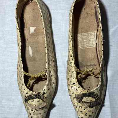 Women’s leather shoes