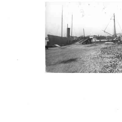 Blount Seafood Corp Warren R.I. 3 2869 shipyard 25x20 glossy black and white
