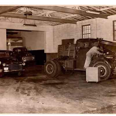 Blount Seafood Corp Warren R.I. garage 25x21 glossy black and white