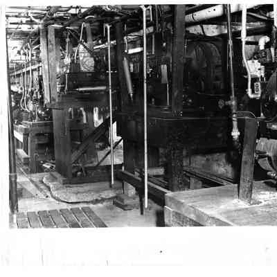 Blount Seafood Corp Warren R.I. machinery 25x20 glossy black and white