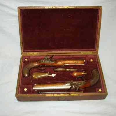 Firearms Pistol, saddle halster/flintlock