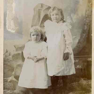 Photograph, Cabinet