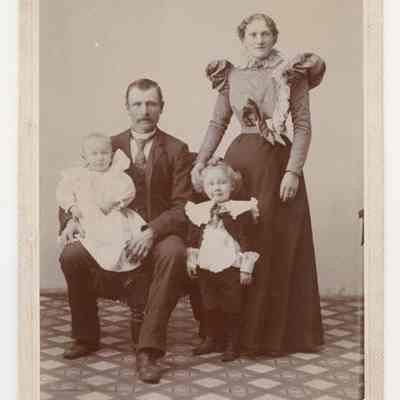 Photograph, Cabinet