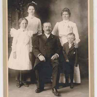 Photograph, Cabinet