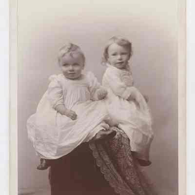 Photograph, Cabinet