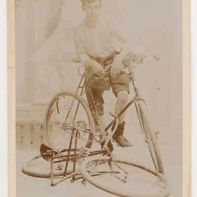 Photograph, Cabinet