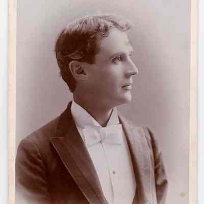 Photograph, Cabinet