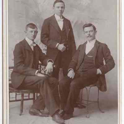 Photograph, Cabinet