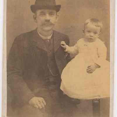 Photograph, Cabinet
