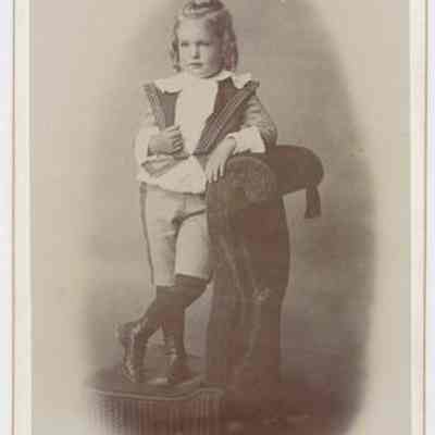 Photograph, Cabinet