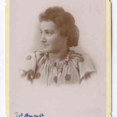 Photograph, Cabinet