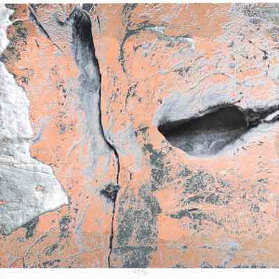 Scooped Hole