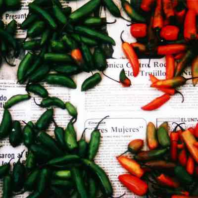 Peppers on a review of "3 Women" Moreliz Market, Mexico
