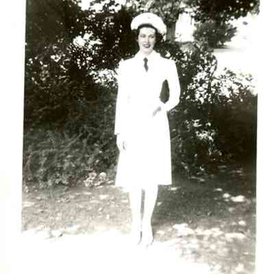 Jane Small Baker (DIN 1942) in summer uniform