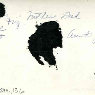 1997.244.136 verso: Hand-written identification